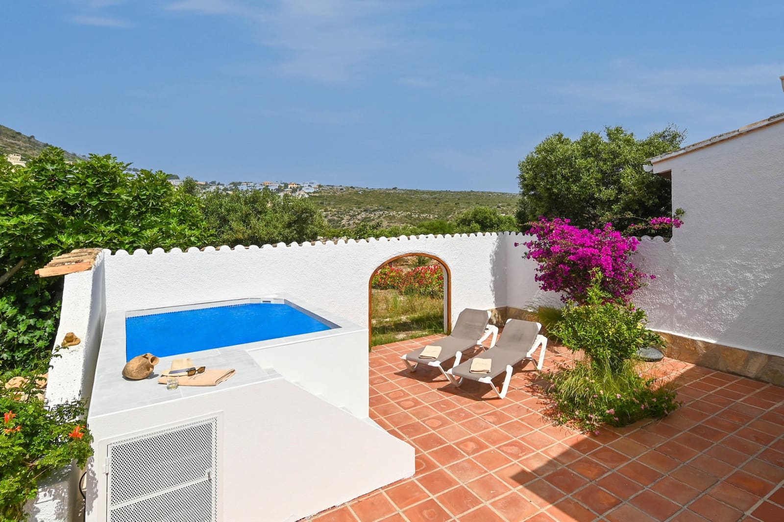 3 camera da letto Villa da affitare come casa vacanza in Cumbre del Sol con piscina garage - 692 € (Rif: 8327342)