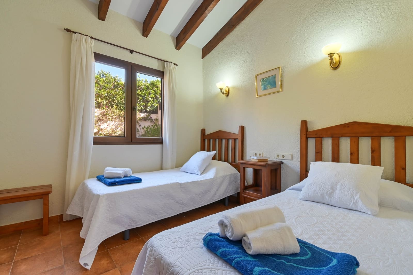   3 soveværelse   ferieVilla i Javea / Xabia   med   swimmingpool  garage  - € 926 (Ref: 8387957)