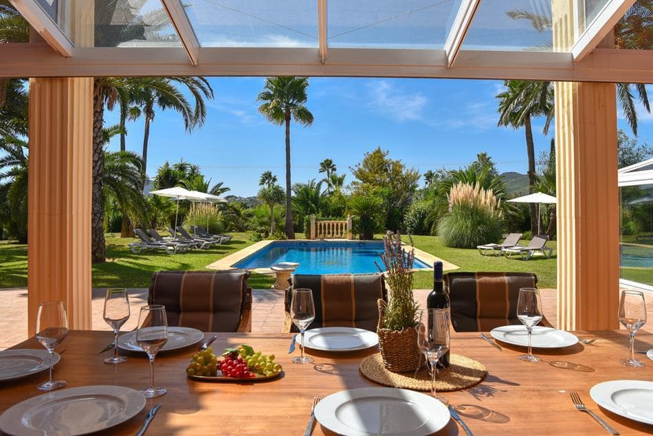 3 slaapkamer Villa voor vakantieverhuur in Javea / Xabia met zwembad garage - € 1.180 (Ref: 8682041)