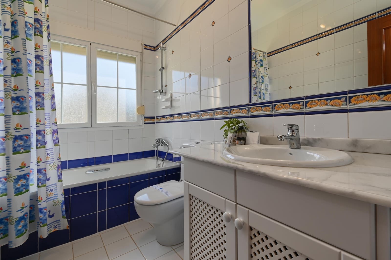 3 slaapkamer Villa voor vakantieverhuur in Javea / Xabia met zwembad garage - € 1.180 (Ref: 8682041)