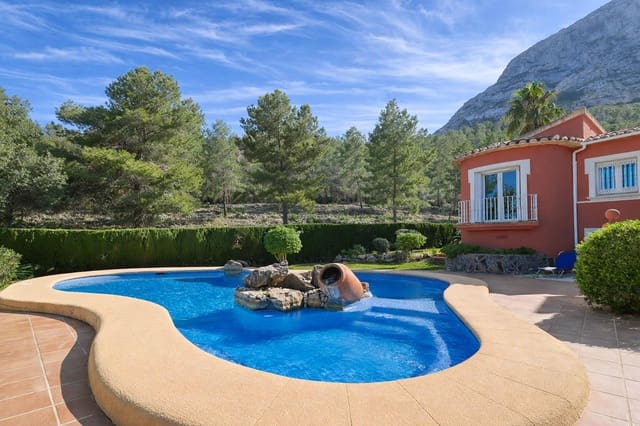 Chalet de 4 habitaciones en El Montgó, Dénia en alquiler vacacional con piscina garaje - 1.169 € (Ref: 8703639)