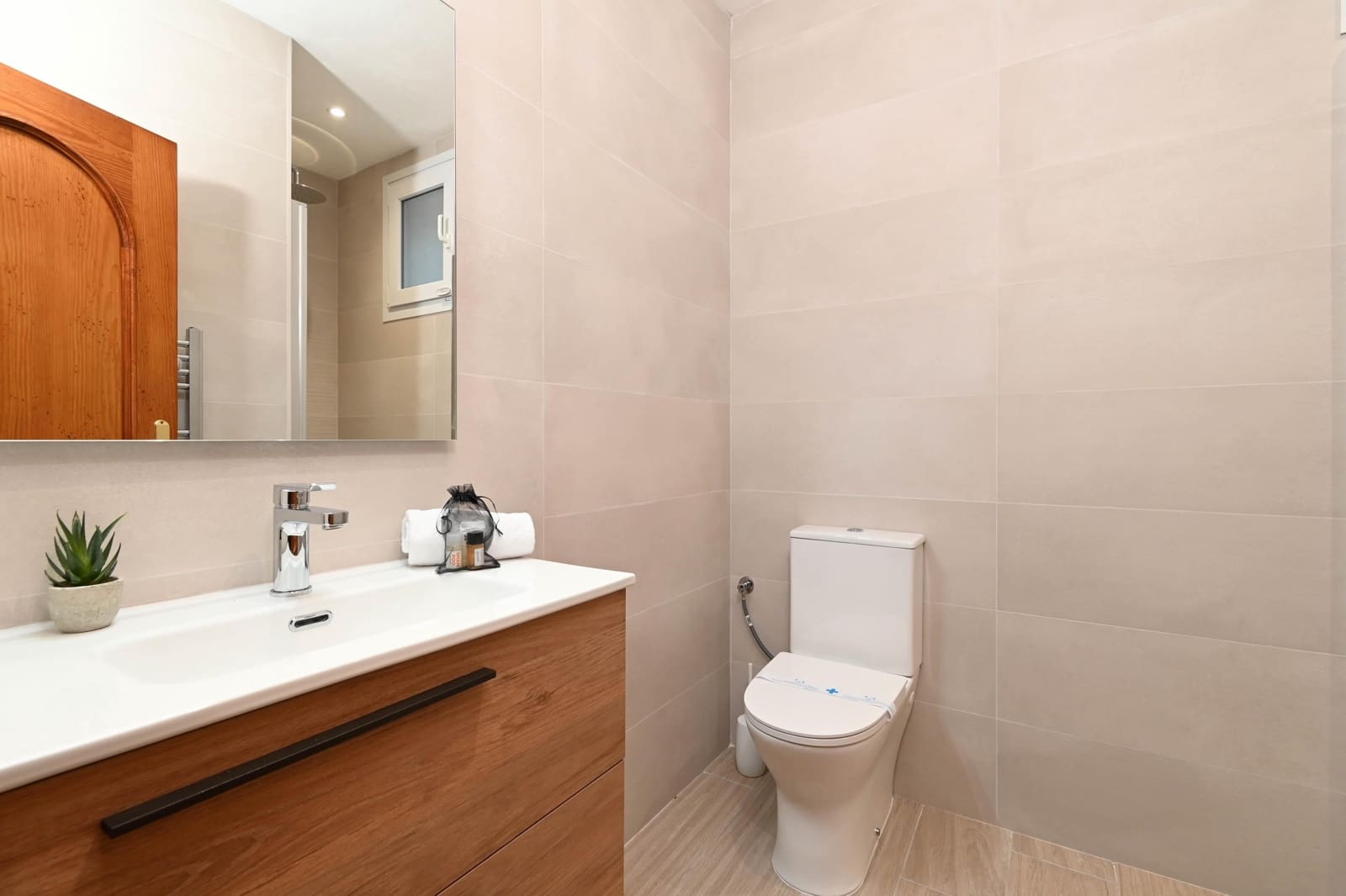 4 slaapkamer Villa voor vakantieverhuur in Denia met zwembad garage - € 1.169 (Ref: 8703639)