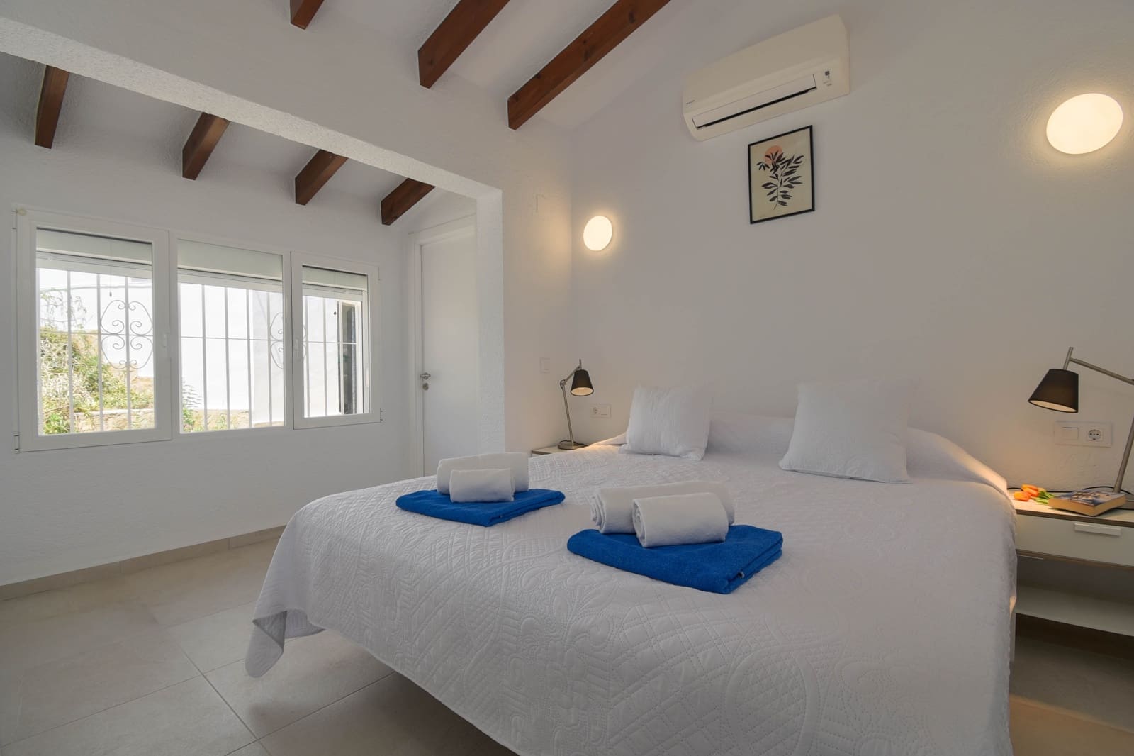 2 camera da letto Villa da affitare come casa vacanza in Cumbre del Sol con piscina garage - 667 € (Rif: 8777805)