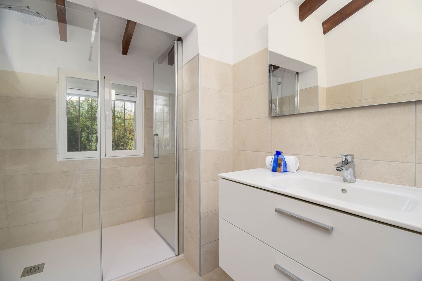 2 camera da letto Villa da affitare come casa vacanza in Cumbre del Sol con piscina garage - 667 € (Rif: 8777805)