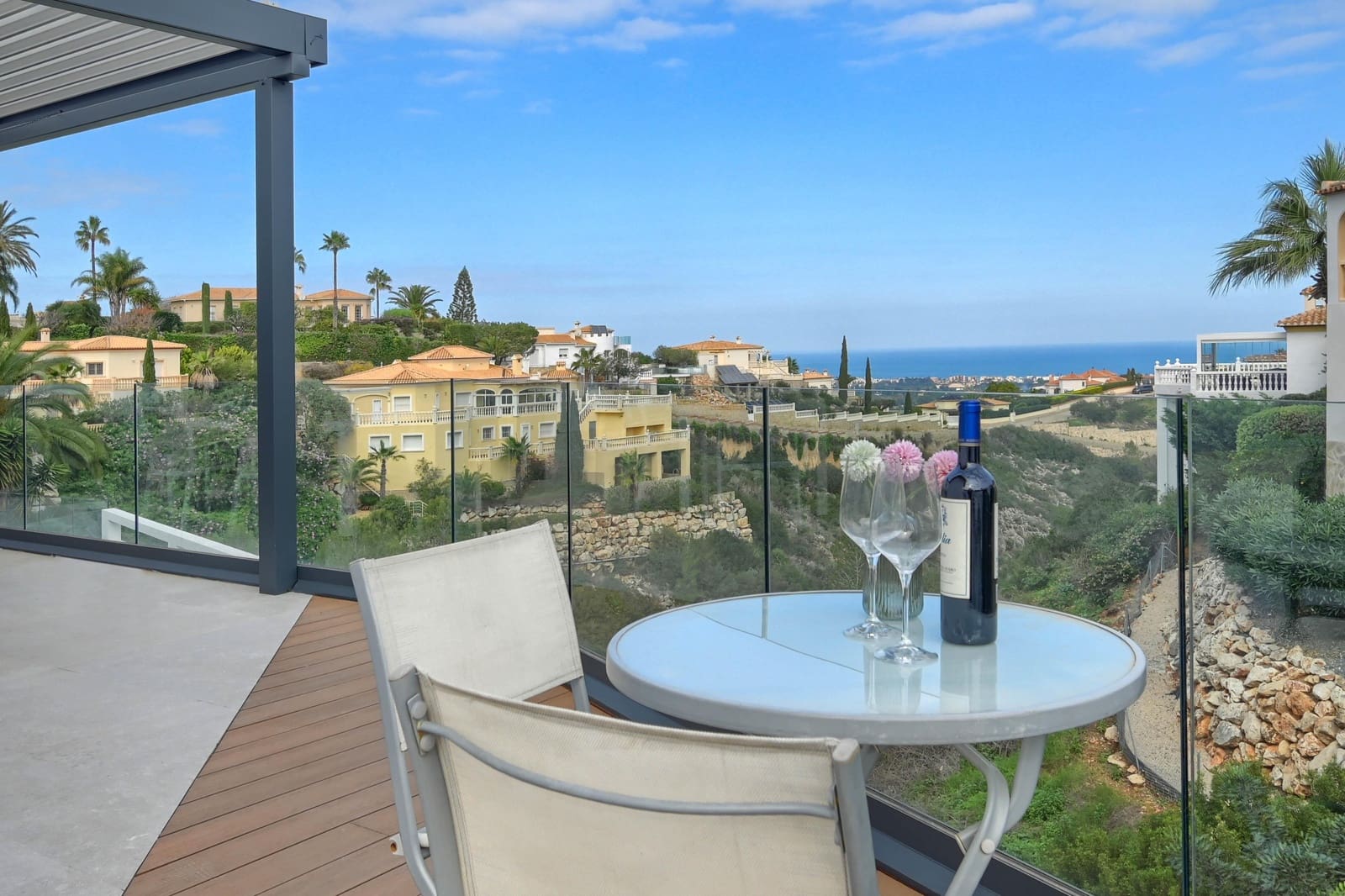 3 sovrum Villa för semesterbostäder i Denia med pool garage - 1 646 € (Ref: 8792025)