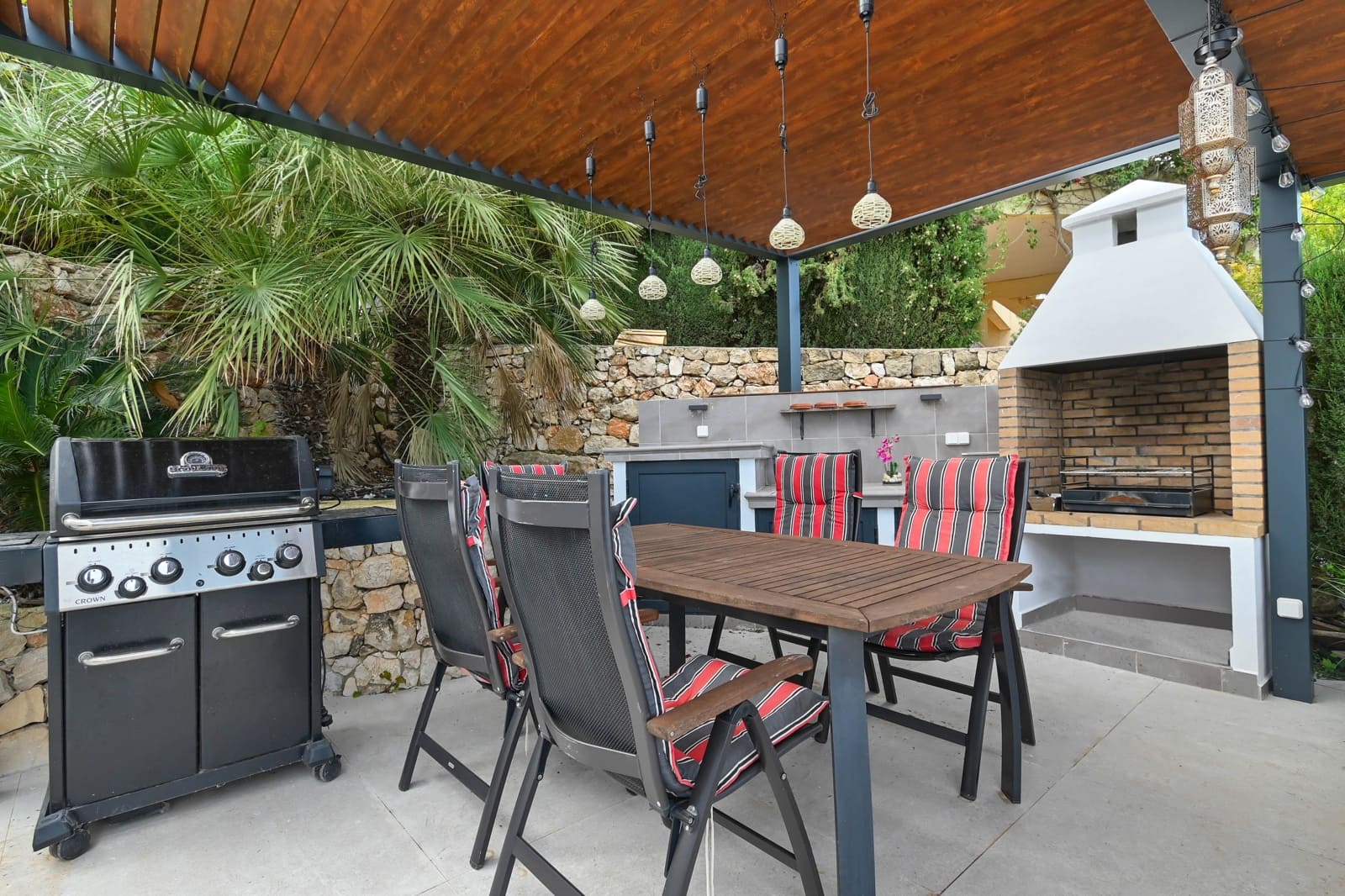 3 sovrum Villa för semesterbostäder i Denia med pool garage - 1 646 € (Ref: 8792025)