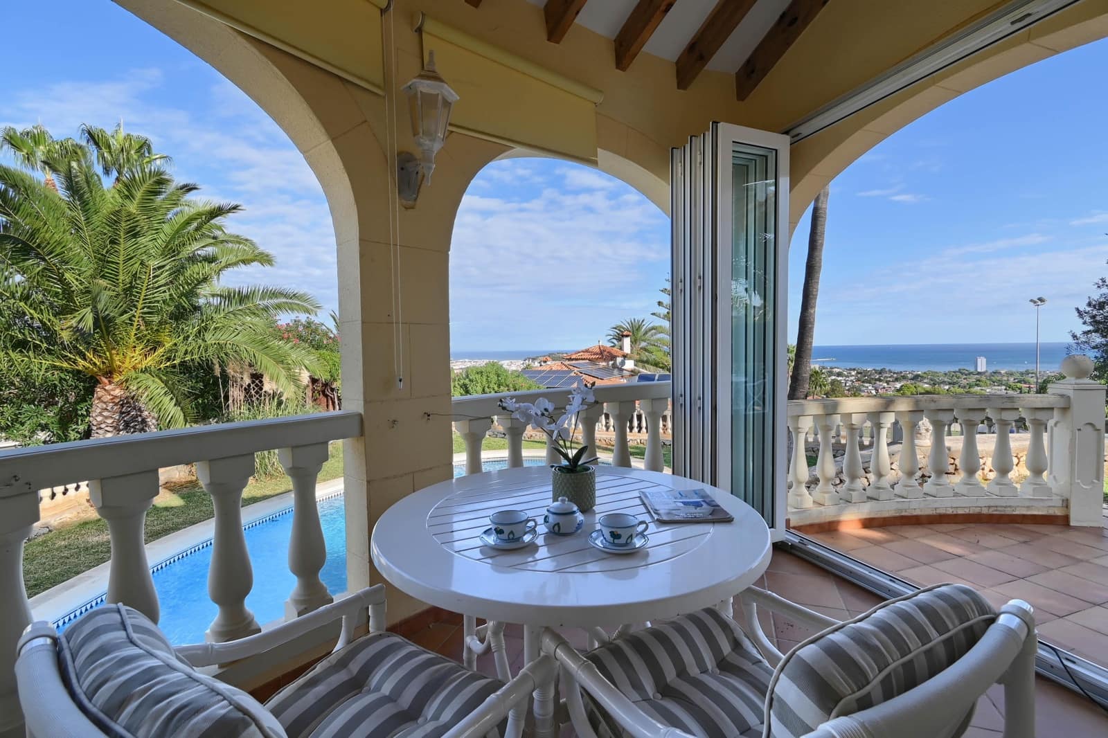 3 sovrum Villa för semesterbostäder i Denia med pool garage - 744 € (Ref: 8792026)