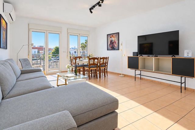 Appartement de 2 chambres de location de vacances à Els Poblets avec piscine - 348 € (Ref: 8826982)