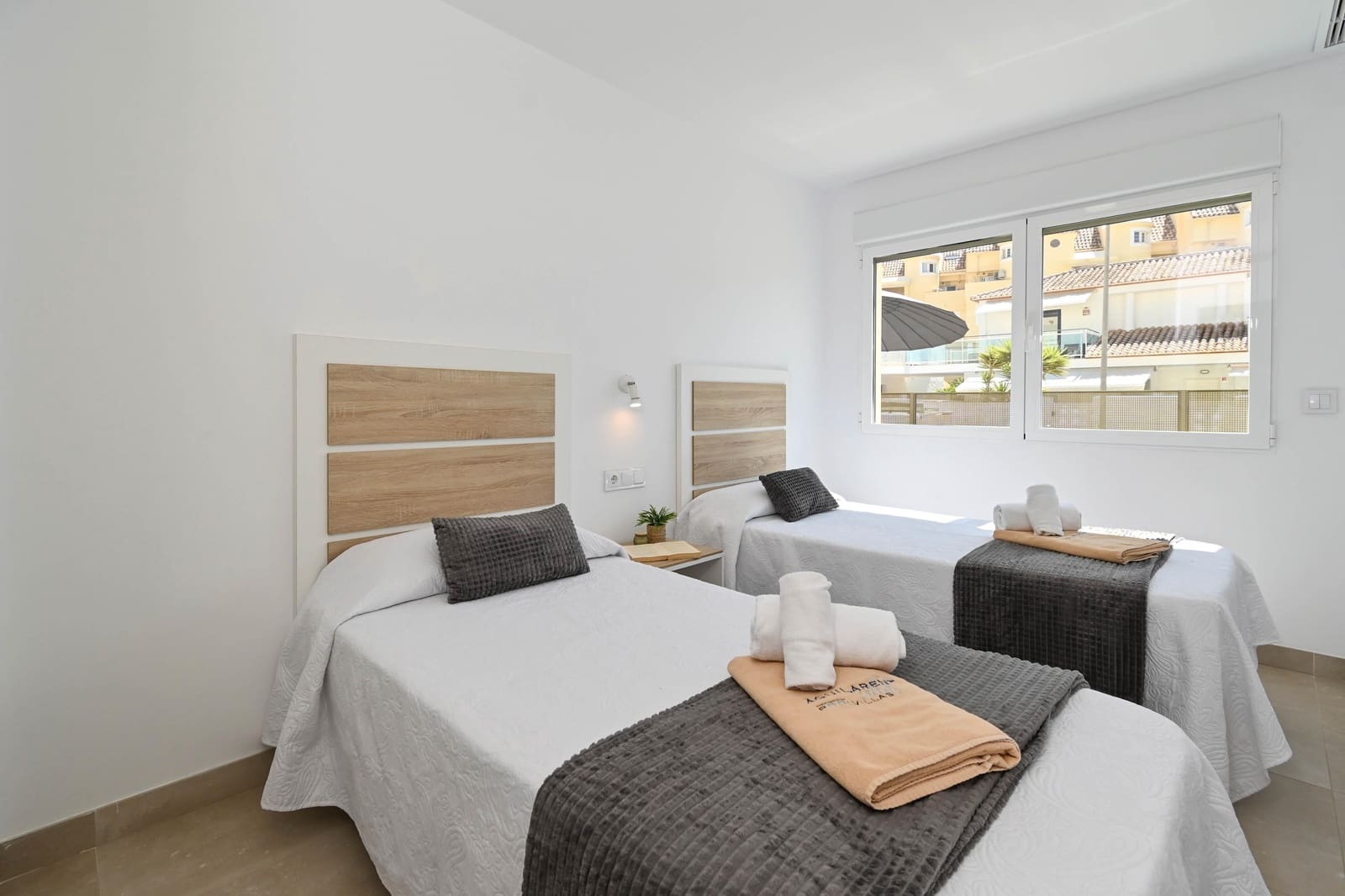 2 sovrum Lägenhet för semesterbostäder i Denia med pool garage - 575 € (Ref: 8840644)