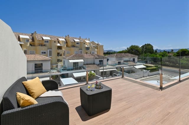 Apartamento de 3 habitaciones en L'Almadrava - L'Estanyó, Dénia en alquiler vacacional con piscina garaje - 788 € (Ref: 8840645)