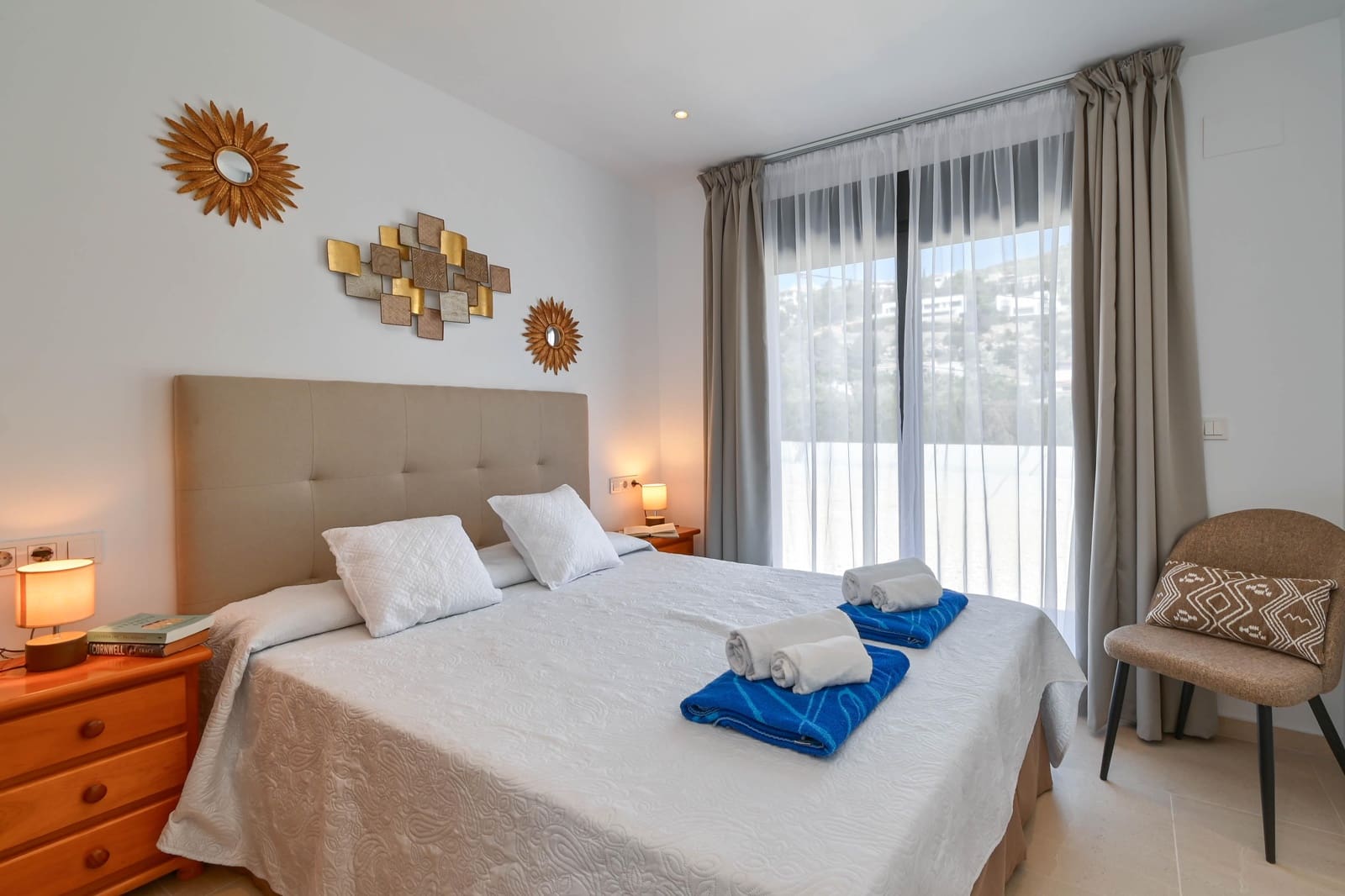 4 slaapkamer Villa voor vakantieverhuur in Javea / Xabia met zwembad garage - € 1.656 (Ref: 8881275)