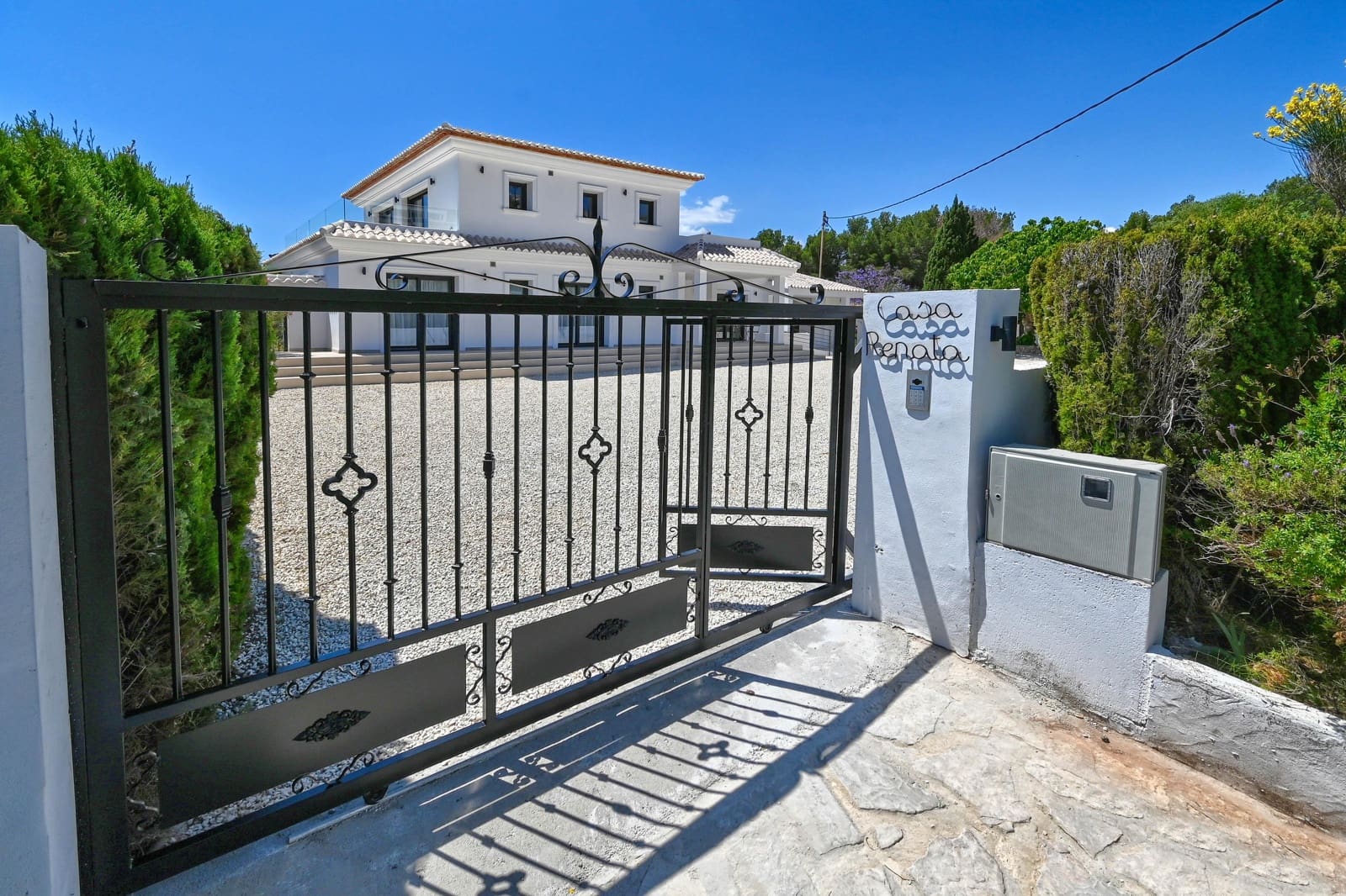 4 slaapkamer Villa voor vakantieverhuur in Javea / Xabia met zwembad garage - € 1.656 (Ref: 8881275)