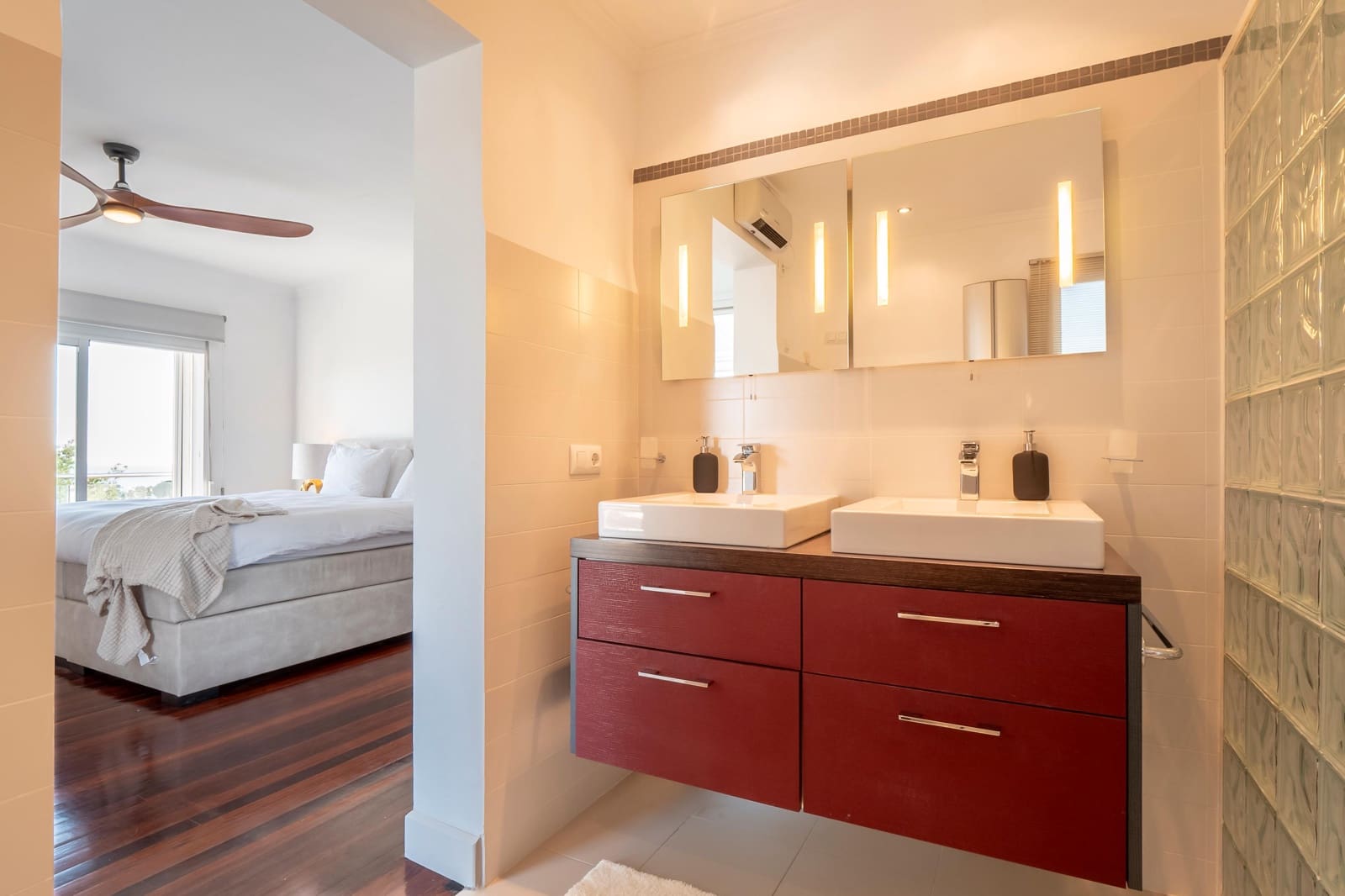 2 slaapkamer Villa voor vakantieverhuur in Moraira met zwembad garage - € 1.284 (Ref: 8938404)