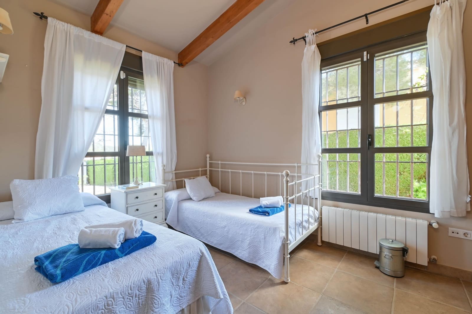 3 makuuhuone Huvila lomavuokrausta paikassa Javea / Xabia mukana uima-altaan 
autotalli - 1 035 € (Ref: 8942721)