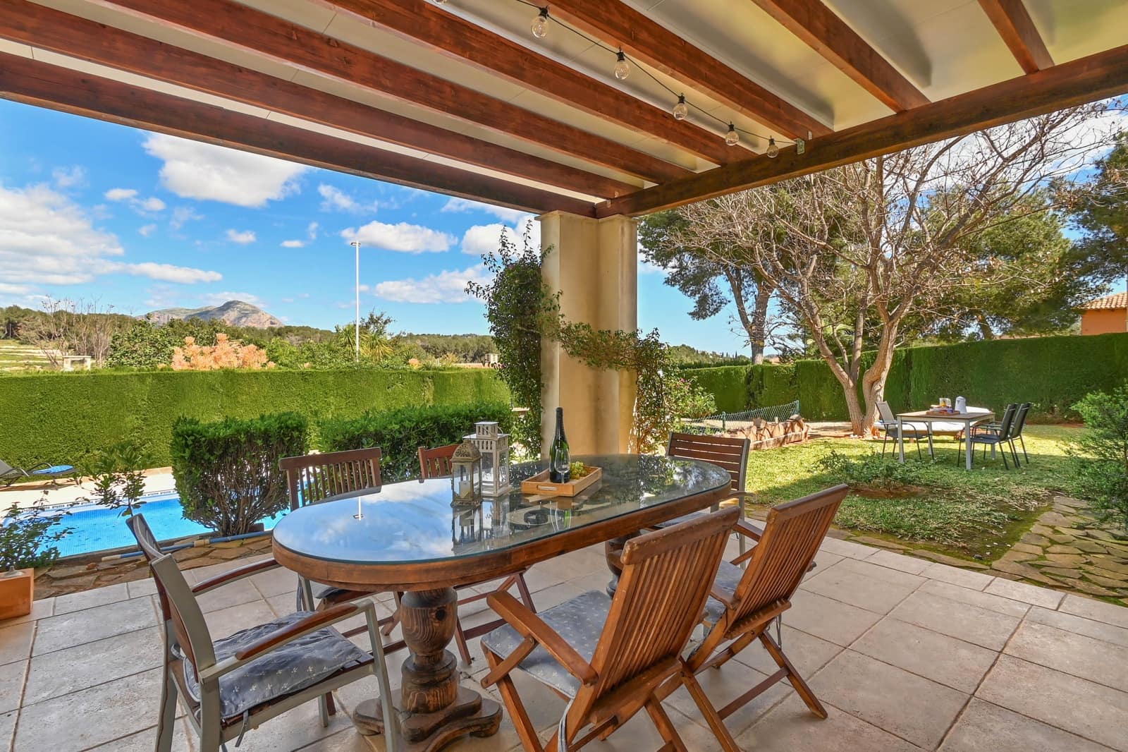 3 makuuhuone Huvila lomavuokrausta paikassa Javea / Xabia mukana uima-altaan 
autotalli - 1 035 € (Ref: 8942721)