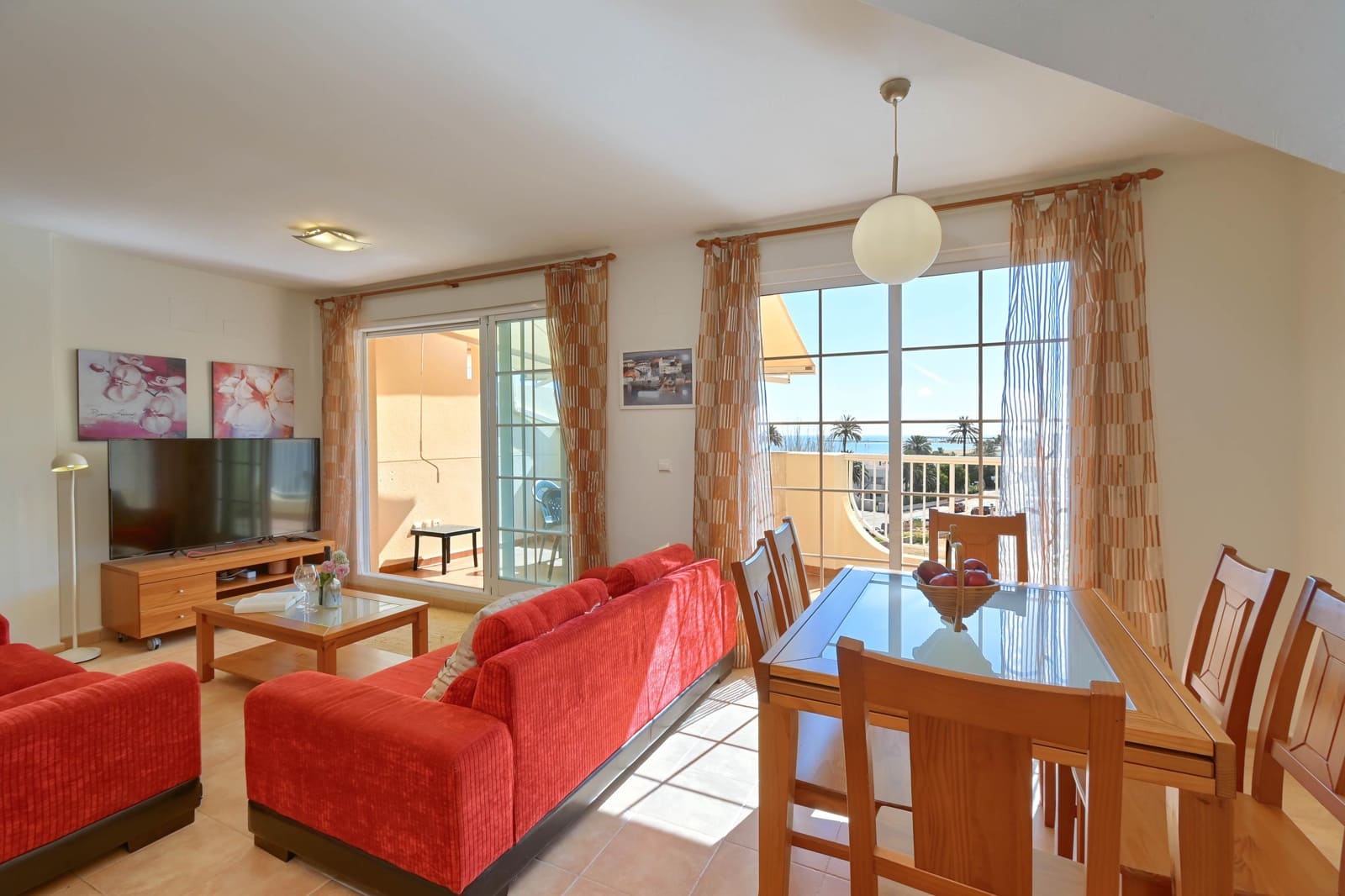   3 soveværelse   feriePenthouse i Denia   med   swimmingpool  garage  - € 823 (Ref: 9007552)