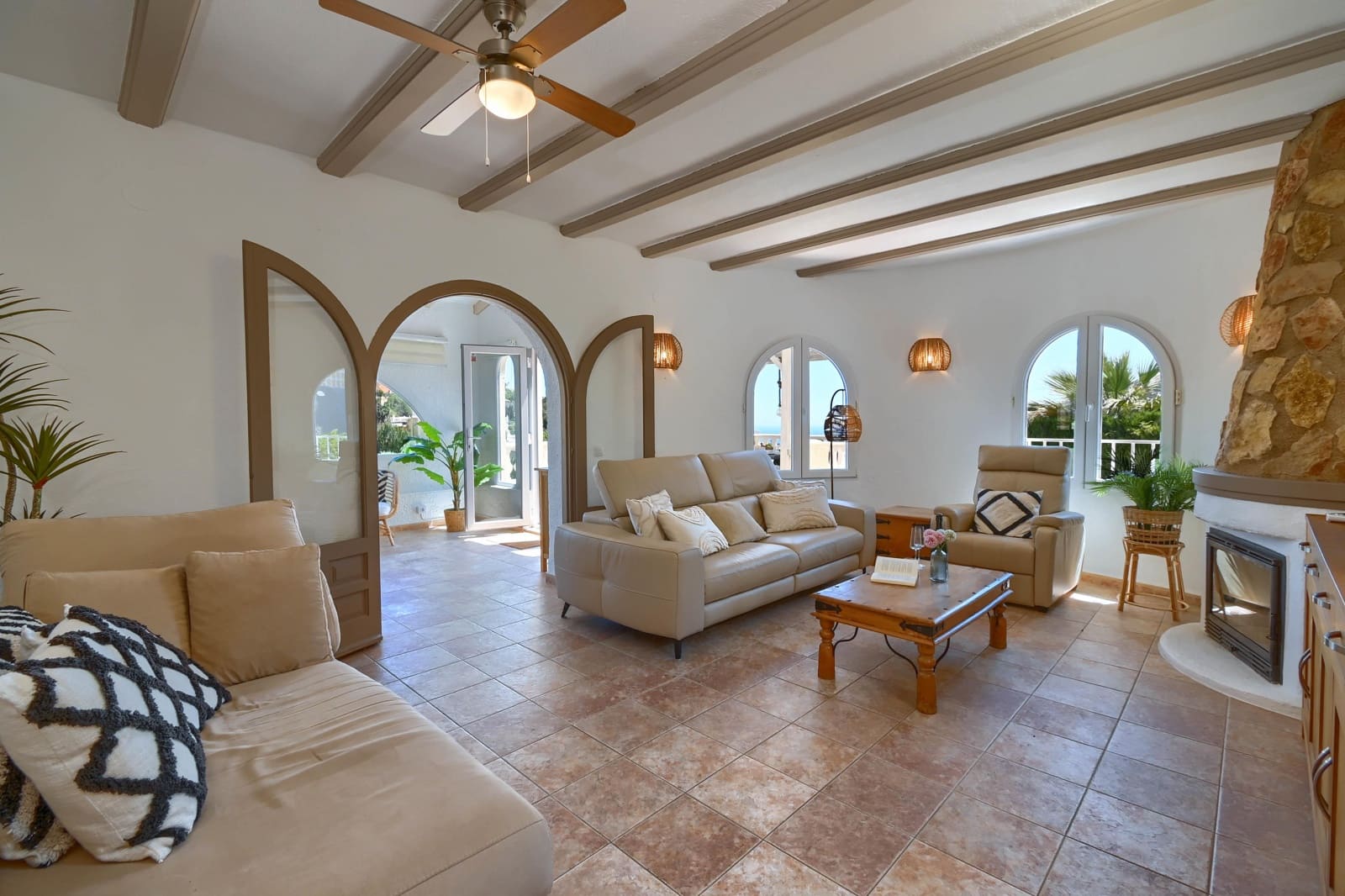 3 camera da letto Villa da affitare come casa vacanza in Cumbre del Sol con piscina garage - 863 € (Rif: 9077737)