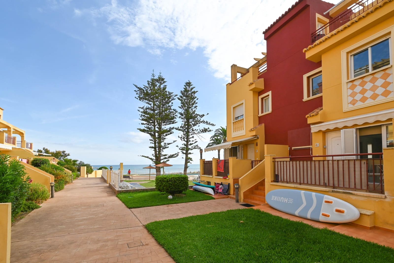 3 bedroom Townhouse for holiday rental in Denia with pool garage - € 836 (Ref: 9097847)