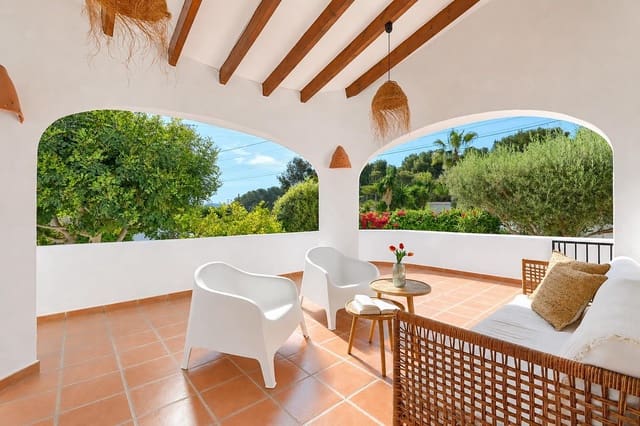 Chalet de 3 habitaciones en Pinar del Advocat - Cometa, Teulada-Moraira en alquiler vacacional con piscina garaje - 873 € (Ref: 9100453)