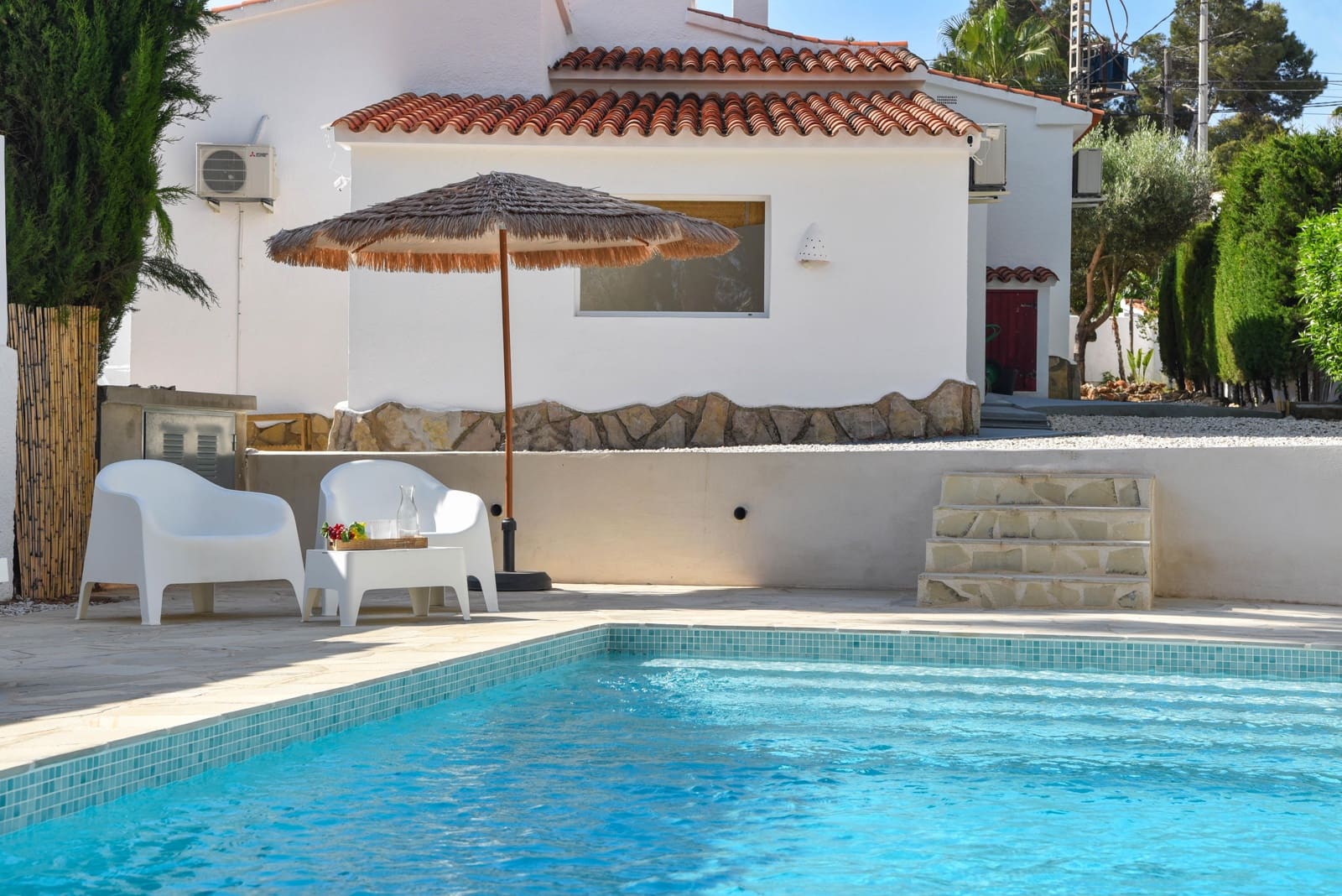 2 bedroom Villa for holiday rental in Moraira with pool garage - € 844 (Ref: 9100454)
