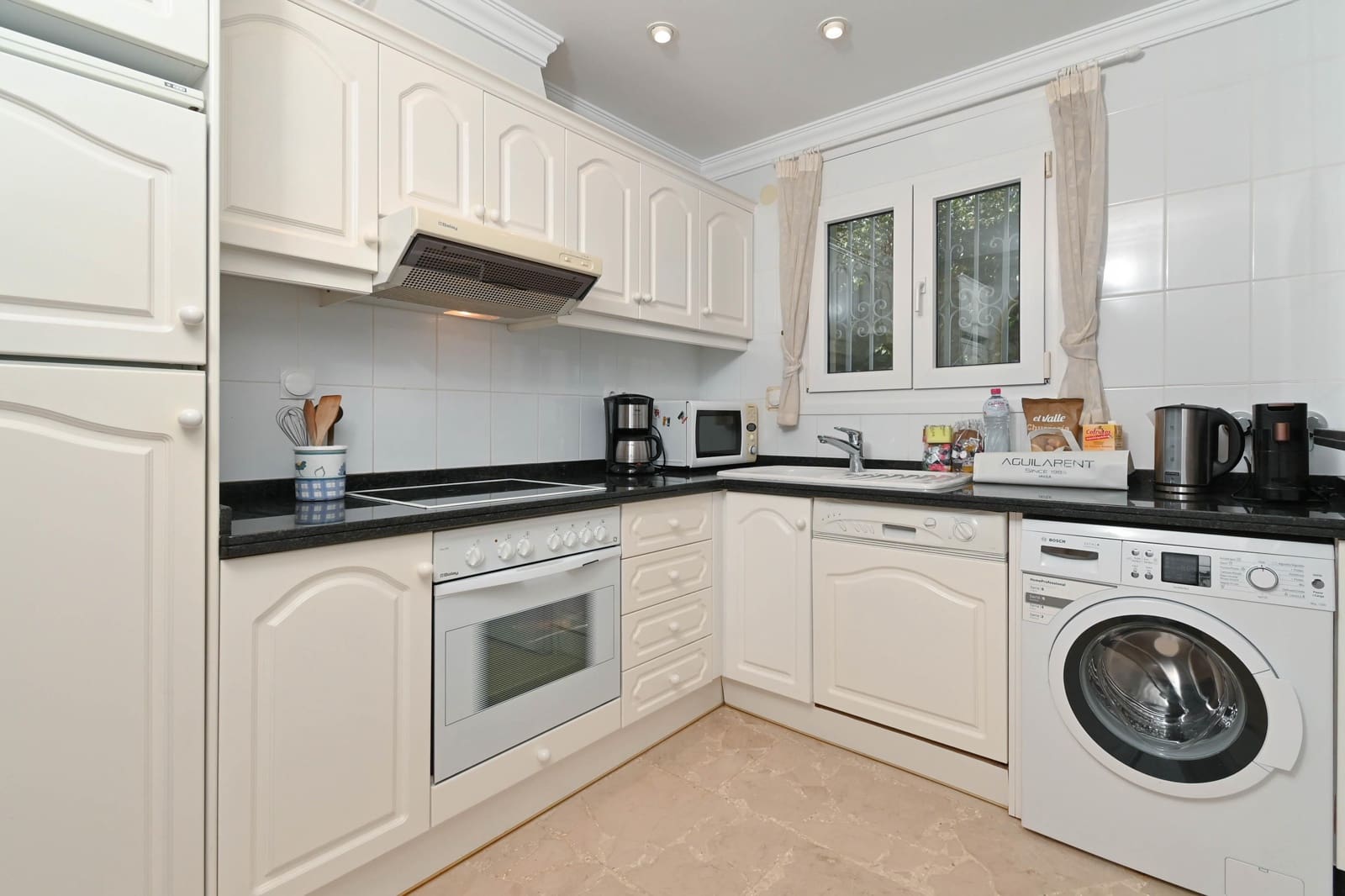 2 makuuhuone Huvila lomavuokrausta paikassa Denia mukana uima-altaan 
autotalli - 606 € (Ref: 9118522)