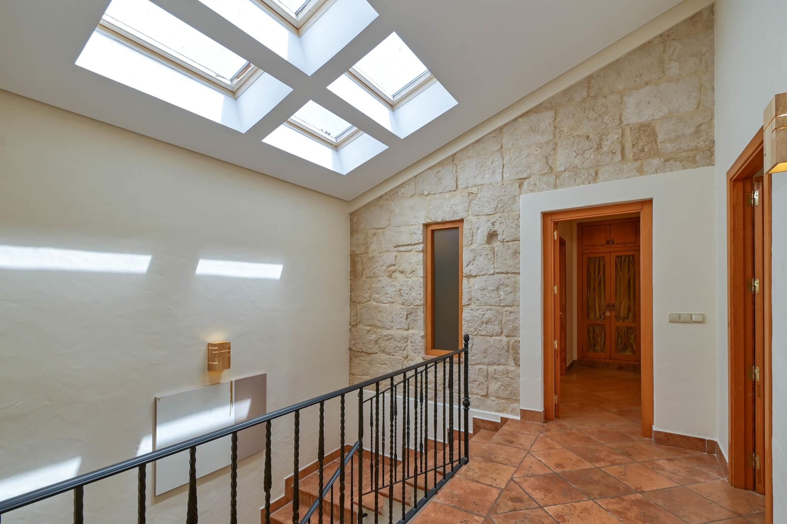 4 slaapkamer Villa voor vakantieverhuur in Javea / Xabia met zwembad garage - € 1.183 (Ref: 9124571)