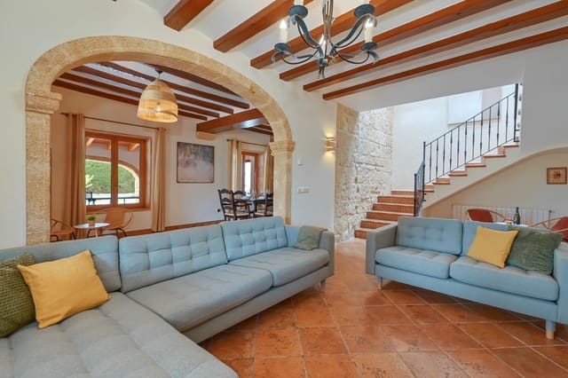 Villa/Maison de 3 chambres de location de vacances à Centro ciudad, Javea / Xàbia avec piscine garage - 974 € (Ref: 9124572)