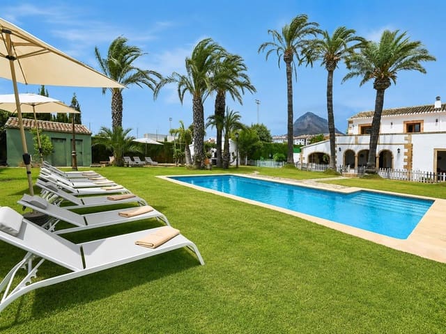 6 sovrum Villa för semesterbostäder i Centro ciudad, Javea / Xàbia med pool garage - 1 572 € (Ref: 9124573)
