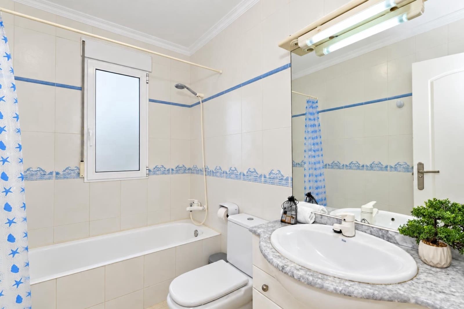 2 bedroom Apartment for holiday rental in Denia with pool garage - € 738 (Ref: 9124574)