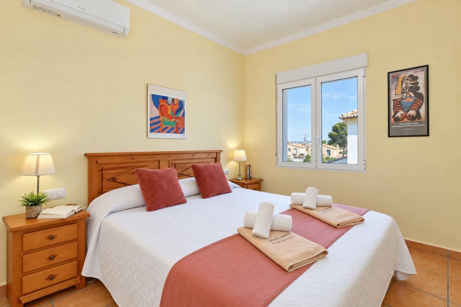 2 bedroom Apartment for holiday rental in Denia with pool garage - € 738 (Ref: 9124574)