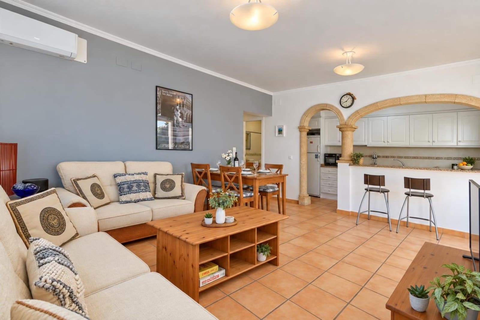 2 bedroom Apartment for holiday rental in Denia with pool garage - € 738 (Ref: 9124574)
