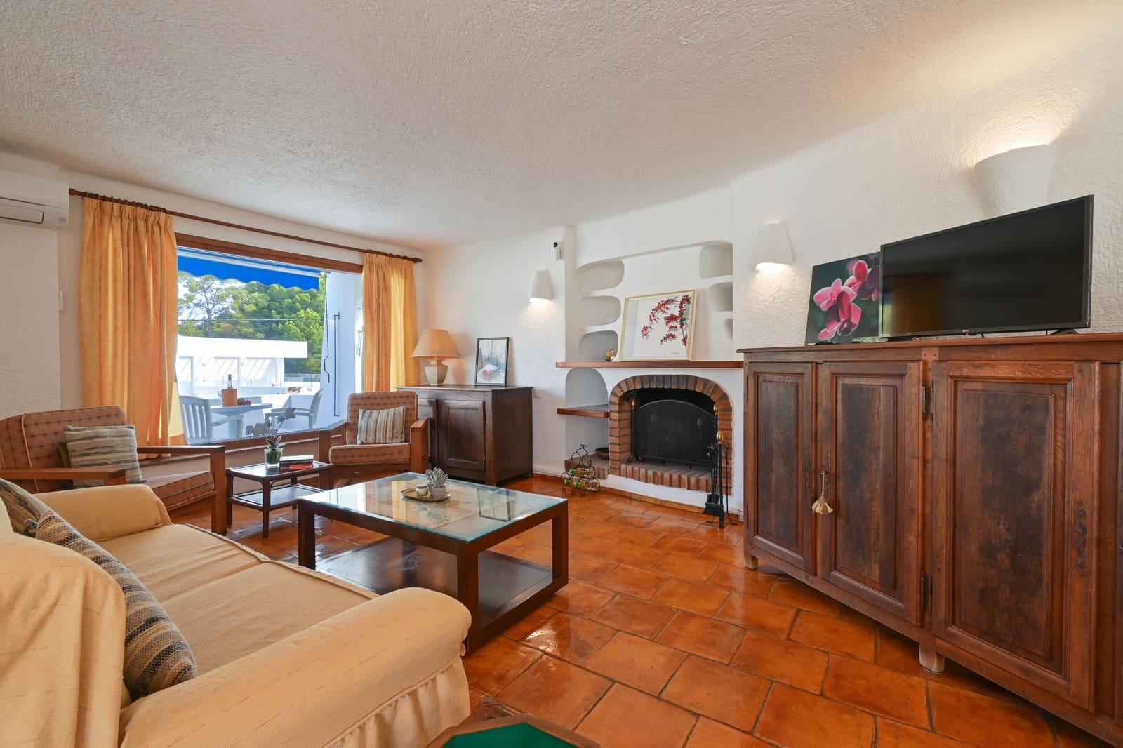 3 slaapkamer Villa voor vakantieverhuur in Javea / Xabia met zwembad garage - € 683 (Ref: 9160767)