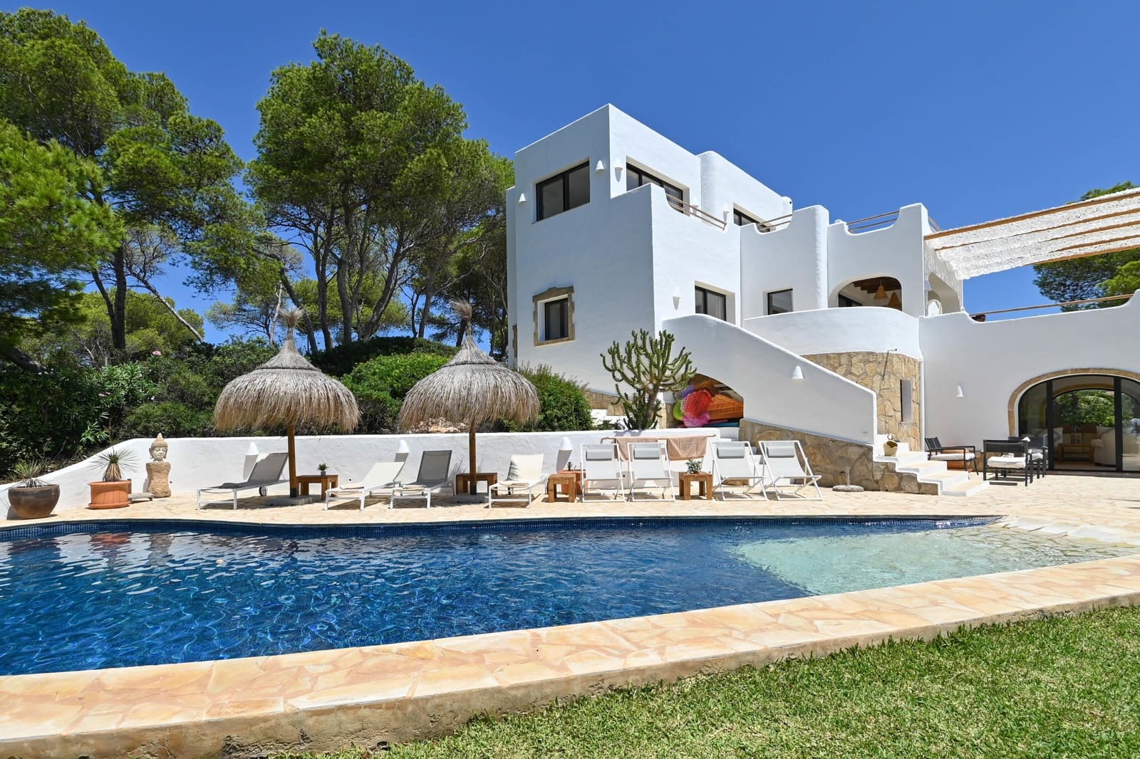 4 bedroom Villa for holiday rental in Javea / Xabia with pool garage - € 1,874 (Ref: 9190830)