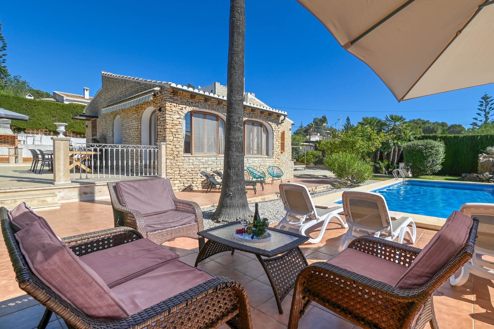 3 bedroom Villa for holiday rental in Javea / Xabia with pool - € 960 (Ref: 9235967)