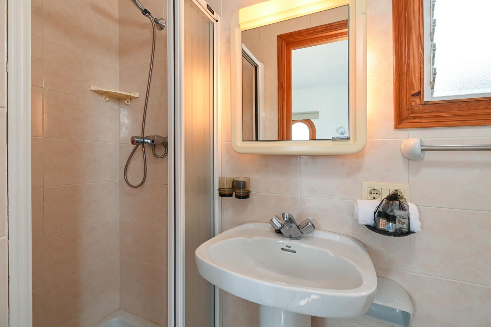   4 soveværelse   ferieVilla i Javea / Xabia   med   swimmingpool   - € 1.238 (Ref: 9235969)