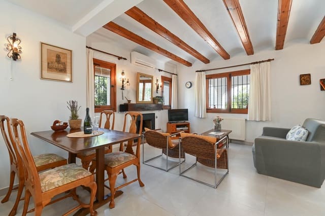 Villa/Maison de 4 chambres de location de vacances à Adsubia, Javea / Xàbia avec piscine garage - 1 103 € (Ref: 9272046)