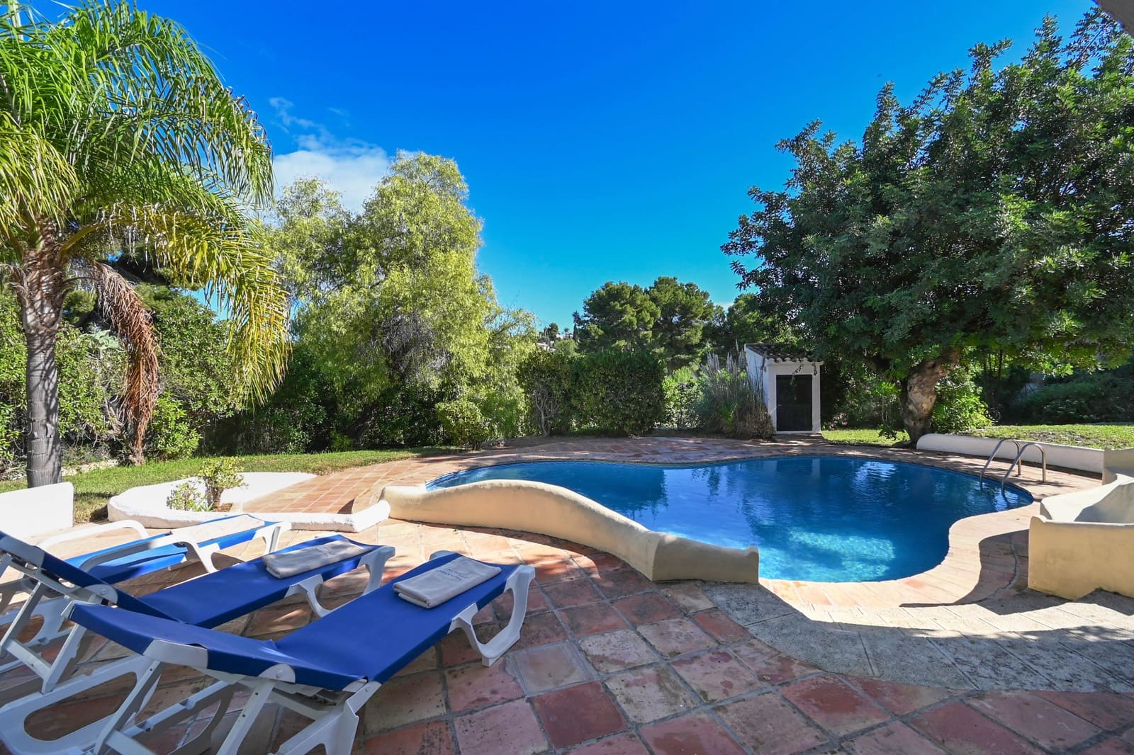 4 quarto Moradia para arrendamento para férias em Adsubia com piscina Garagem - 1 103 € (Ref: 9272046)