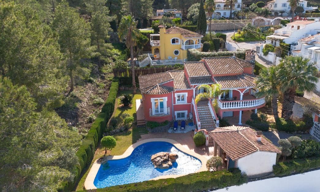 2 bedroom Villa for holiday rental in Denia with pool garage - € 750 (Ref: 9294151)