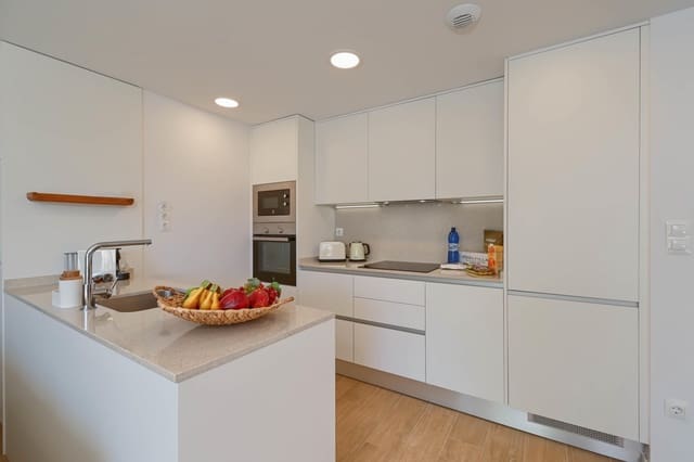 3 slaapkamer Appartement voor vakantieverhuur in Las Marinas / Les Marines, Dénia met zwembad garage - € 870 (Ref: 9344305)