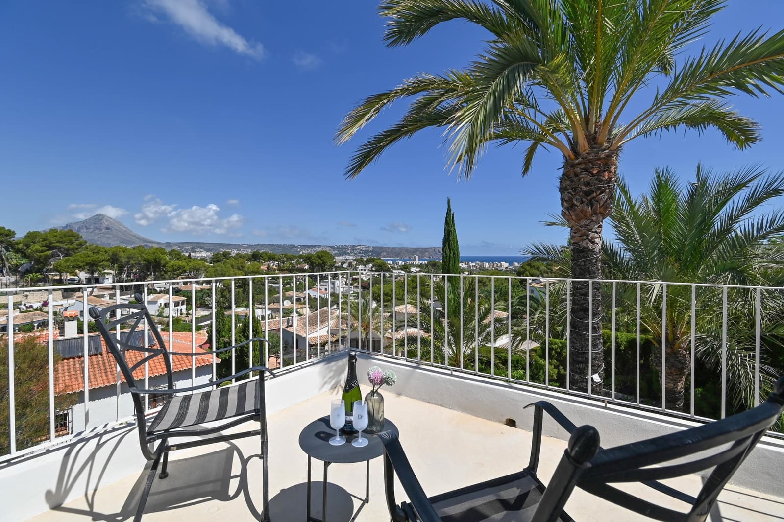 2 makuuhuone Huvila lomavuokrausta paikassa Javea / Xabia mukana uima-altaan - 868 € (Ref: 9547497)