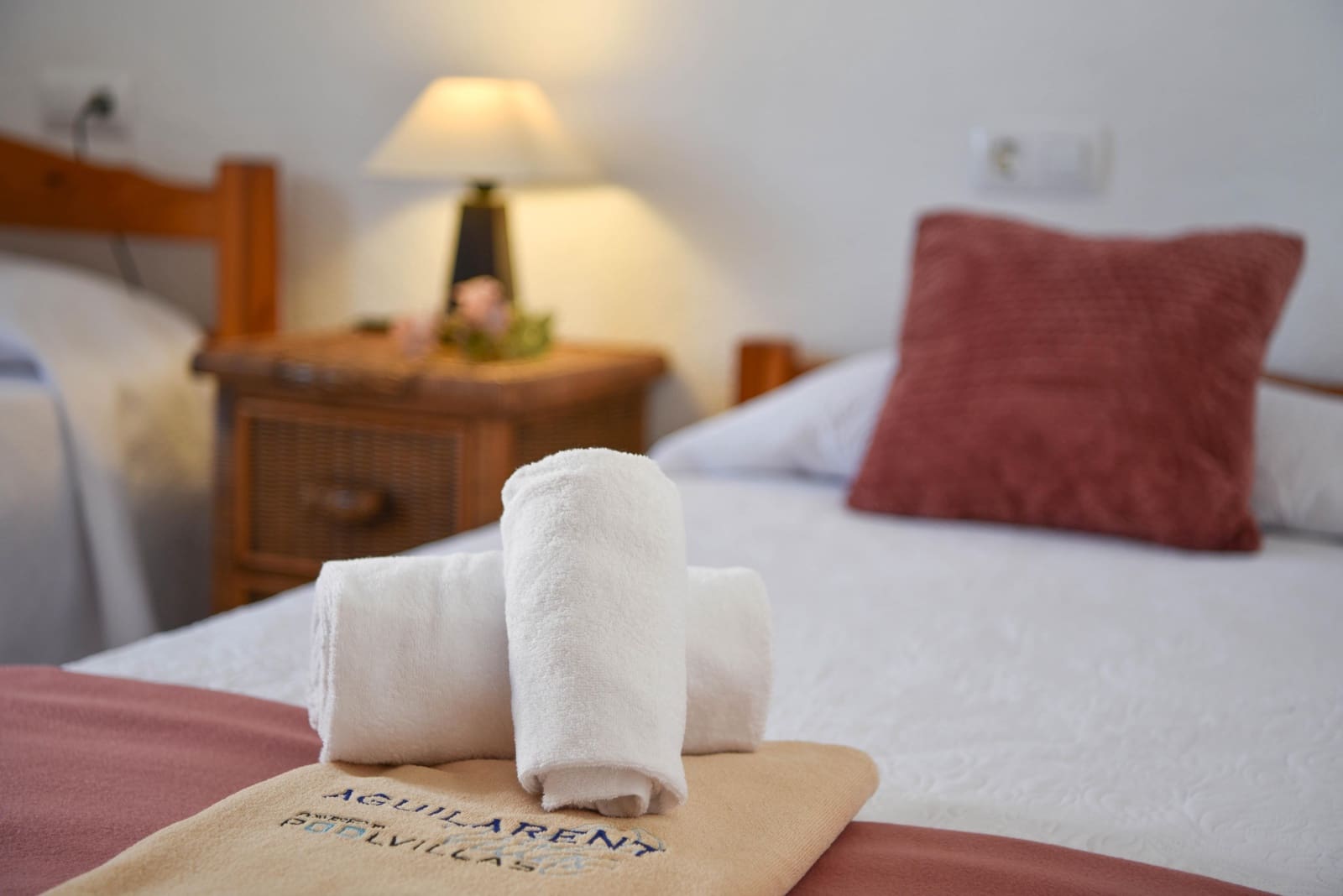 3 sypialnia Willa na kwatery wakacyjne w Ambolo z basenem garażem - 1 128 € (Ref: 9598614)