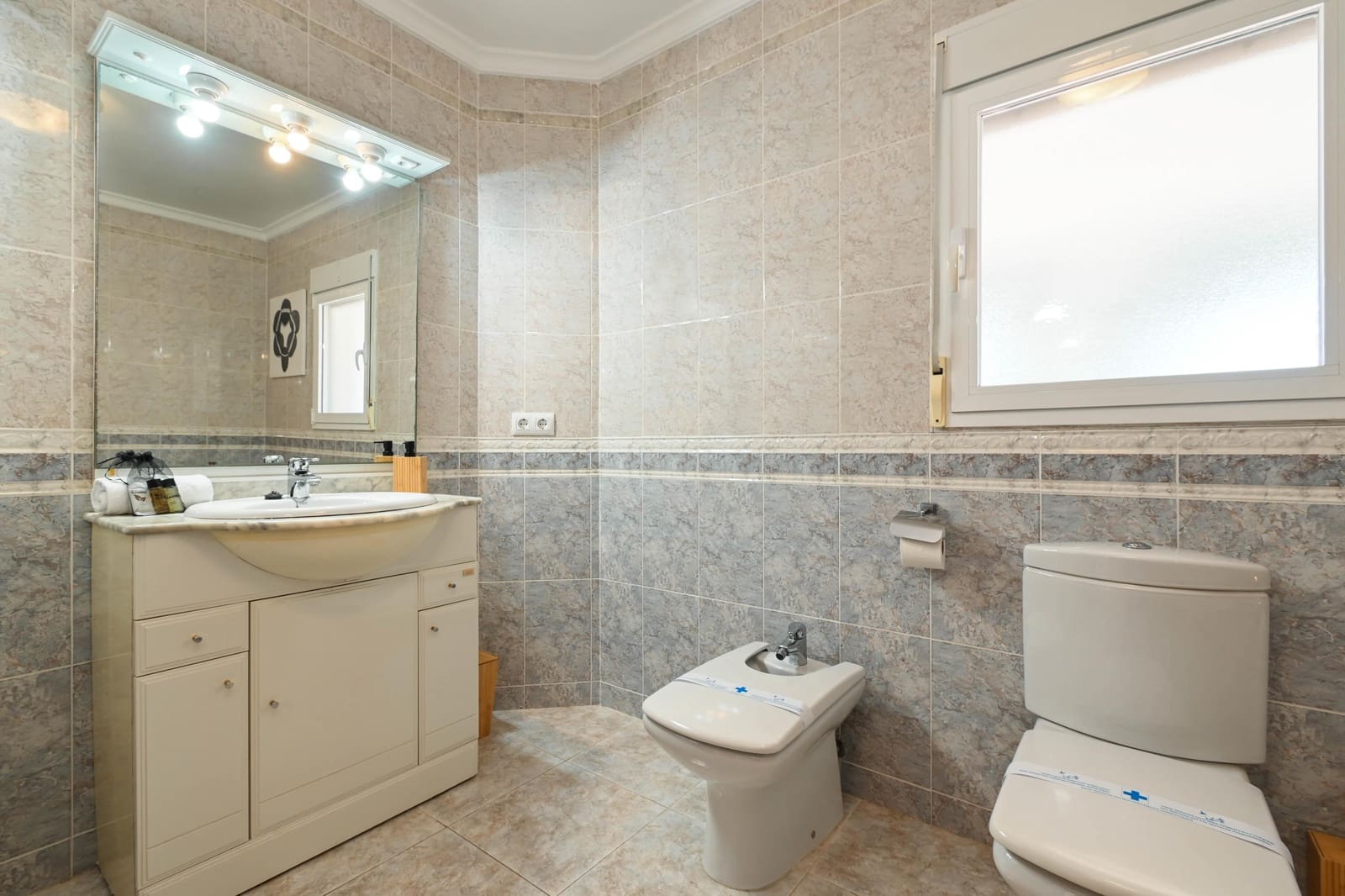 3 bedroom Villa for holiday rental in Ambolo with pool garage - € 1,128 (Ref: 9598614)