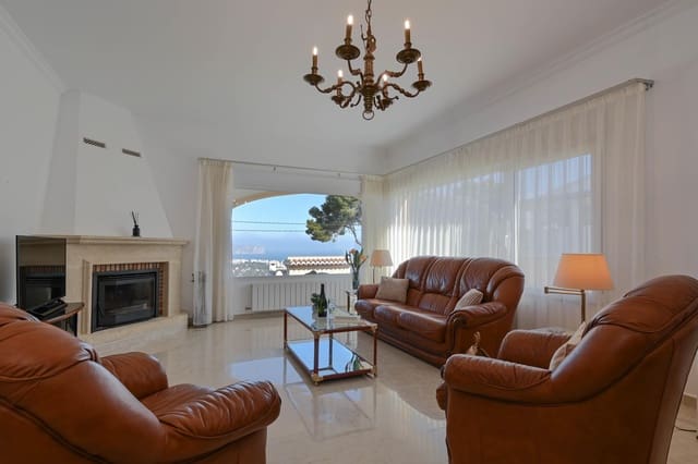 Chalet de 4 habitaciones en Cap Martí - El Tossalet - Pinomar, Javea / Xàbia en alquiler vacacional con piscina garaje - 1.137 € (Ref: 9676704)