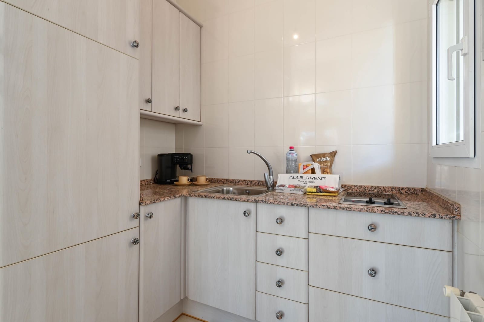 3 sovrum Villa för semesterbostäder i Javea / Xabia med pool garage - 981 € (Ref: 9676705)