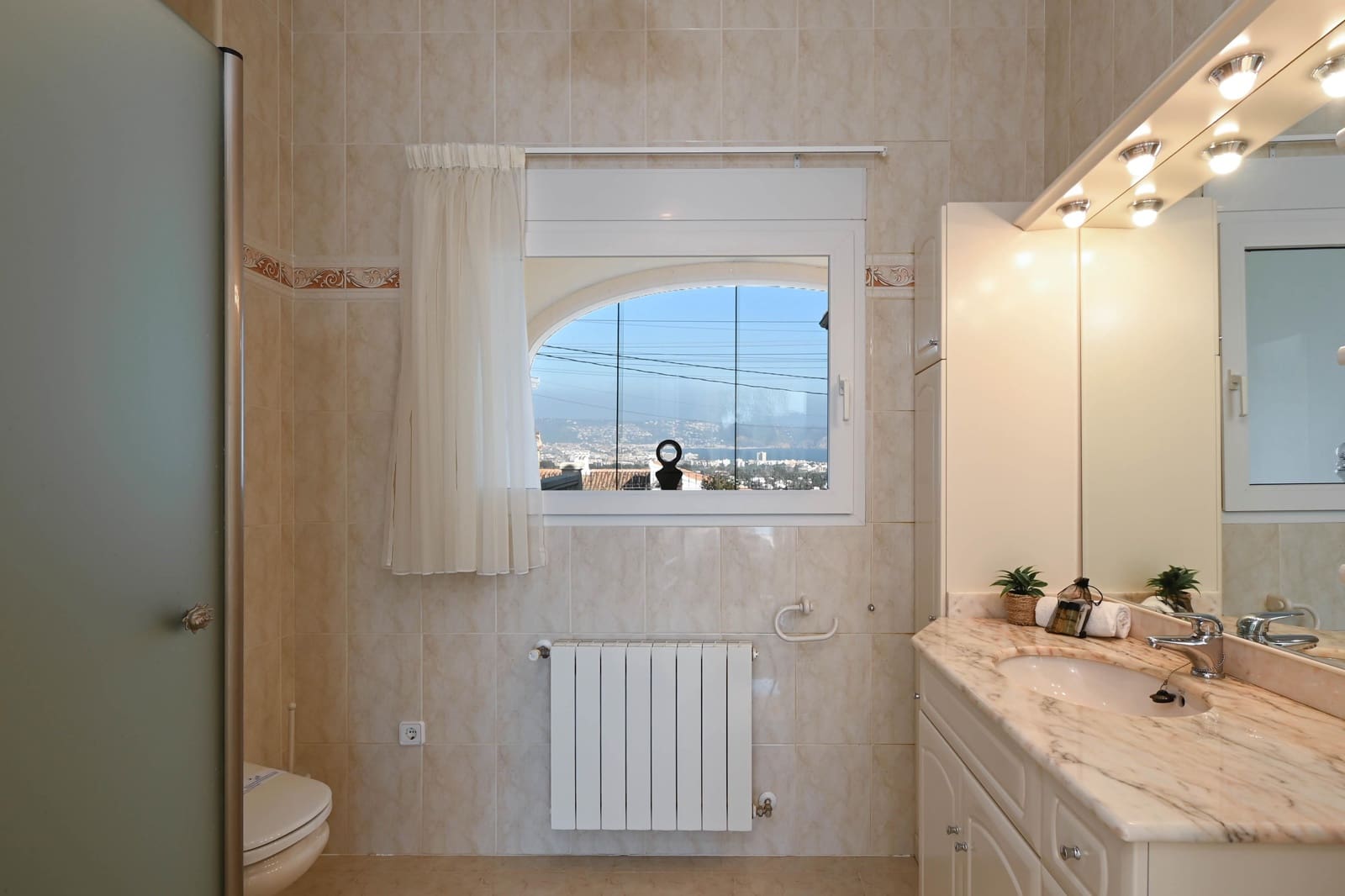 3 sovrum Villa för semesterbostäder i Javea / Xabia med pool garage - 981 € (Ref: 9676705)