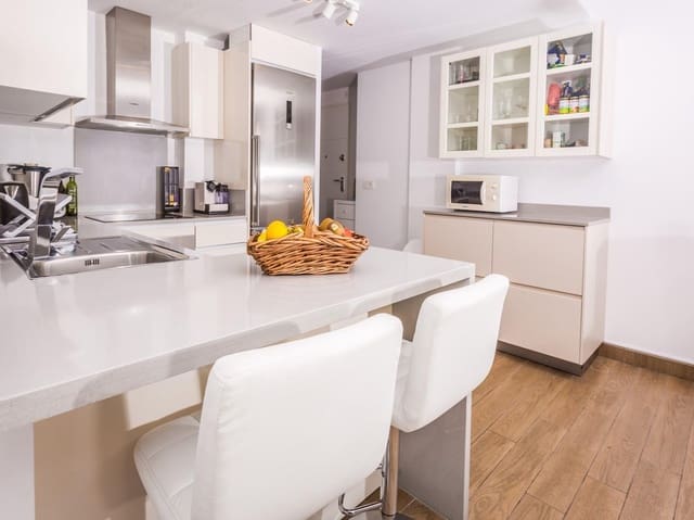   3 soveværelse   ferieLejlighed i Montañar - El Arenal, Javea / Xàbia med   swimmingpool  garage  - € 820 (Ref: 9735066)