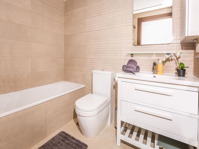   3 soveværelse   ferieLejlighed i Montañar - El Arenal, Javea / Xàbia med   swimmingpool  garage  - € 820 (Ref: 9735066)