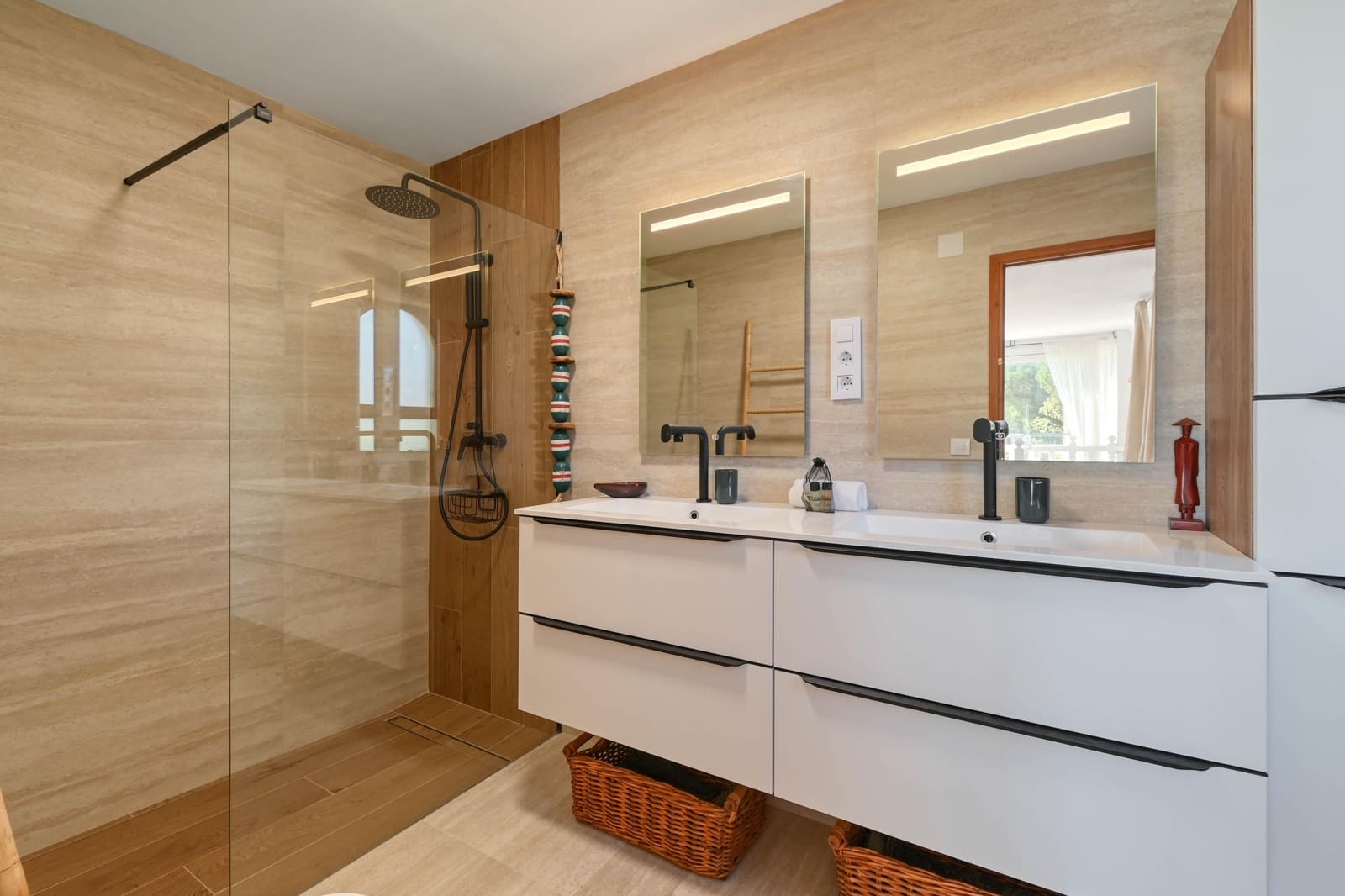 4 bedroom Villa for holiday rental in Javea / Xabia with pool garage - € 1,443 (Ref: 9735067)