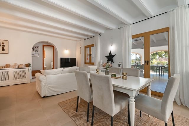 4 bedroom Villa for holiday rental in Cap Martí - El Tossalet - Pinomar, Javea / Xàbia with pool garage - € 1,443 (Ref: 9735067)