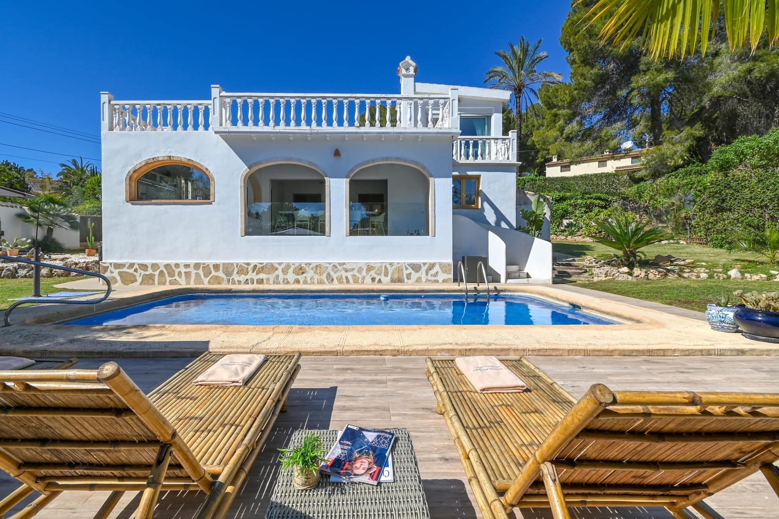4 bedroom Villa for holiday rental in Javea / Xabia with pool garage - € 1,443 (Ref: 9735067)
